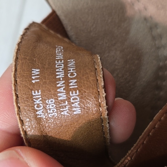 Cloudwalkers By Avenue Jackie Women's Leather Sandals Loop Toe Sz 11W - Picture 12 of 12